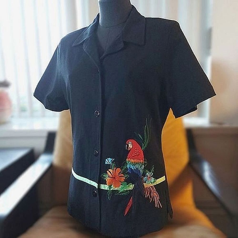 Vtg black cotton embroidered parrot motif button-down shirt